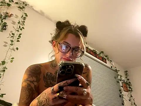 lexymarie's cam snapshot