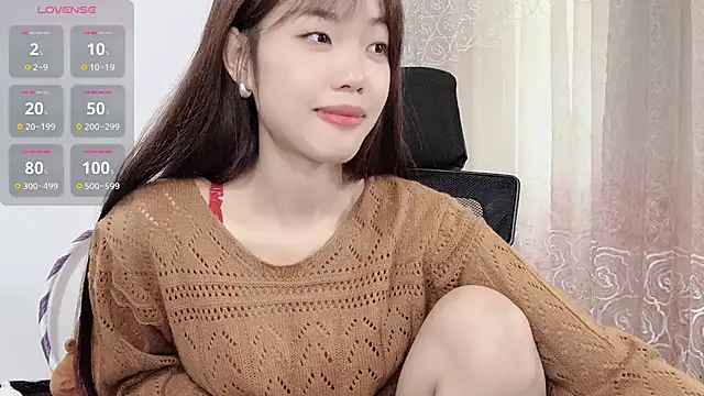 Lvy--v live sex cam