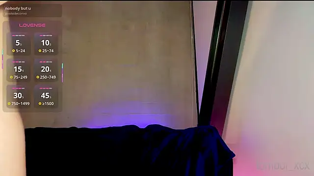 tomboi_xcx live sex cam