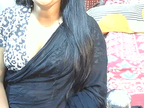 Nusrat_Faria07's cam snapshot