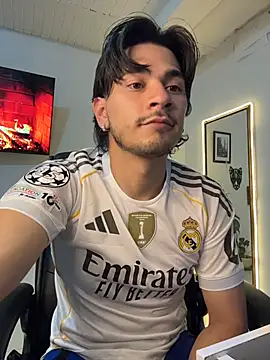 Elian_savoy live sex cam