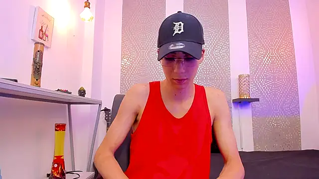 Nikolay_Gregori's cam snapshot