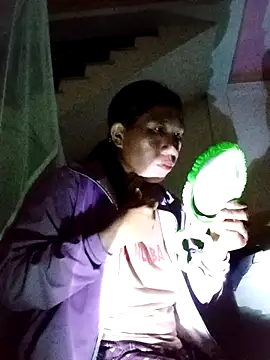 bella-la's cam snapshot