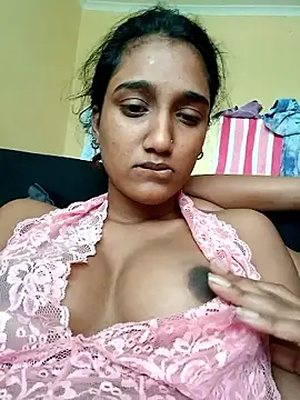 Indianqueen03 live sex cam