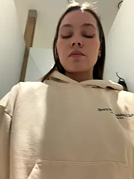 nicole111 live sex cam