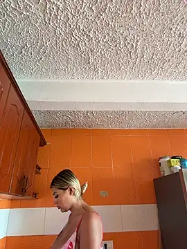 SALOOMEE__'s cam snapshot