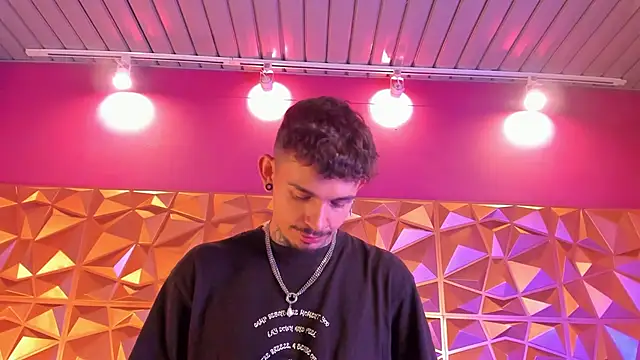 AleKiing's cam snapshot