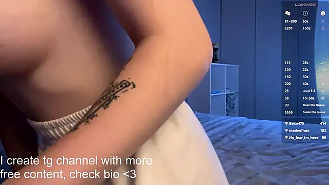 EllieDream's cam snapshot