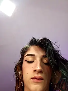 ingrid_zese_'s cam snapshot