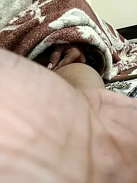 bigtelugubhama's cam snapshot