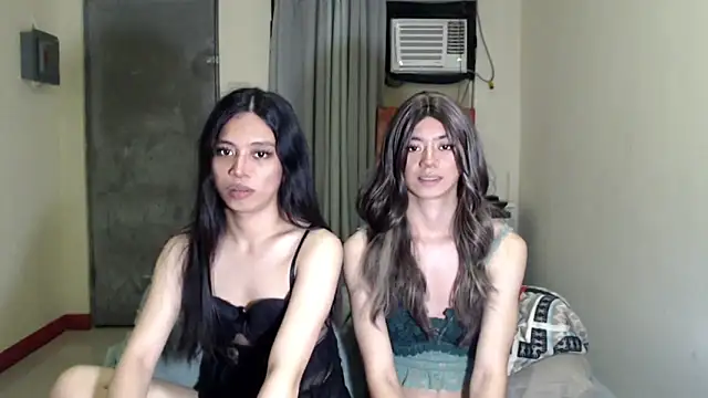 ursassytrans live sex cam