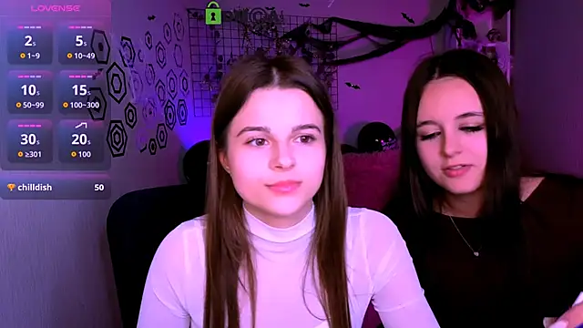 berry_alma's cam snapshot