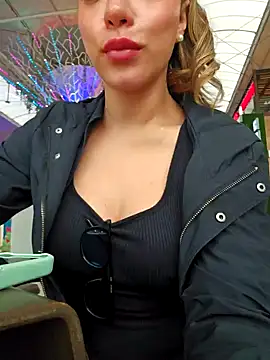 Karen_San_Miguel's cam snapshot