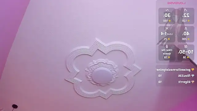 CHRISTY_TEIGEN4's cam snapshot