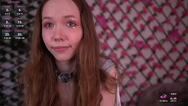 Petite_Polly's cam snapshot