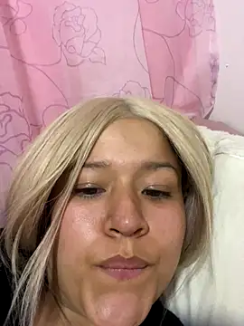 katteyyesss's cam snapshot