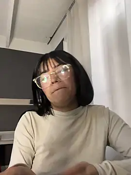 angie_rousse_'s cam snapshot