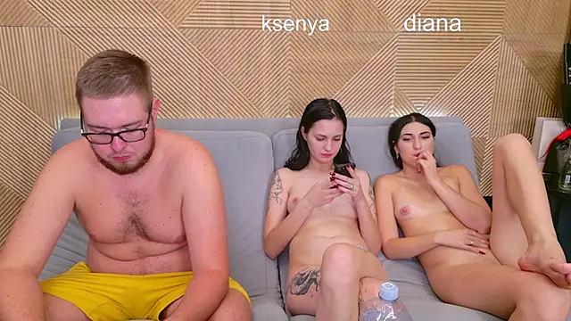Ksenny live sex cam