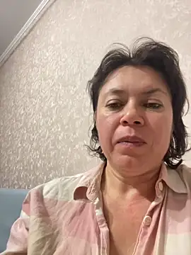 Kiramagic live sex cam