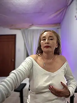 lilian_prada's cam snapshot