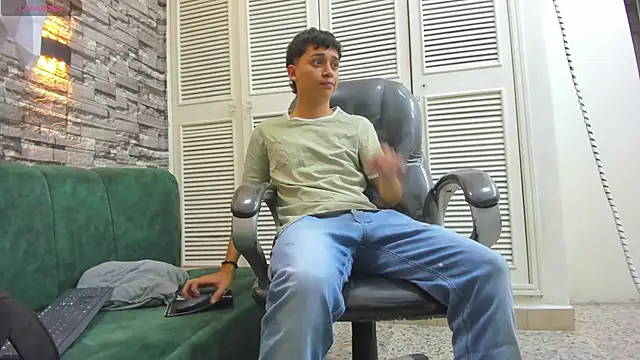 DamiBright live sex cam