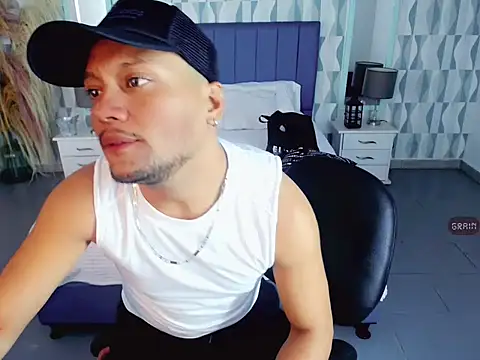 Max_Rivers's cam snapshot