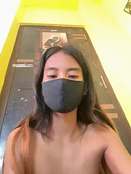 Goldi_school live sex cam