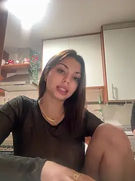 Noeliagglow live sex cam