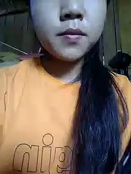 Quynhsumon's cam snapshot