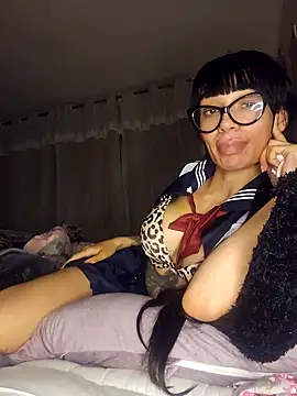 LucyMiax's cam snapshot