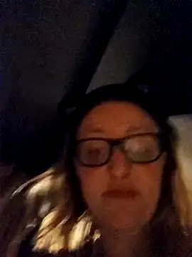 Sexy-Milf-Big's cam snapshot