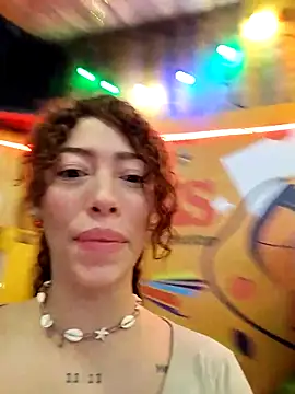 roxyrougee's cam snapshot