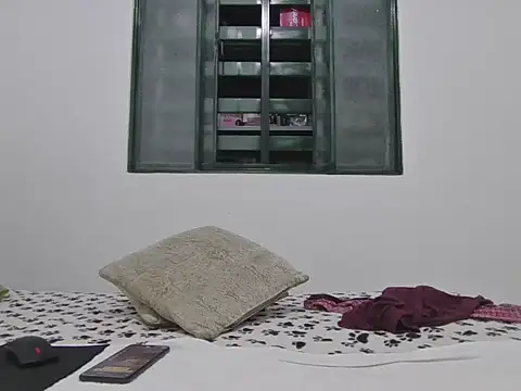 skinnylatino51's cam snapshot