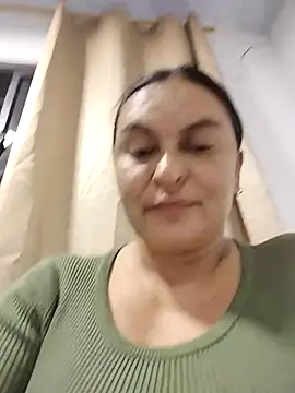 Horny-Mommy-Dirty live sex cam