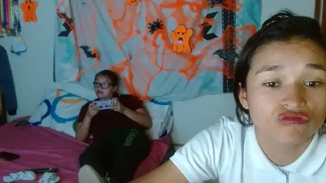 clayre_and_jill live sex cam