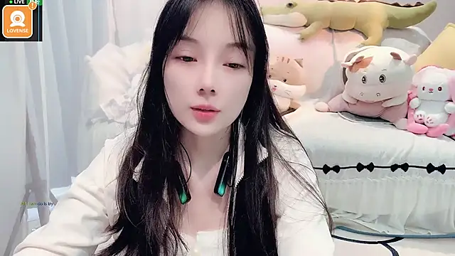 AKiKi711 live sex cam