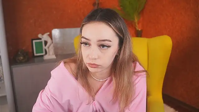 DeiraCharson's cam snapshot