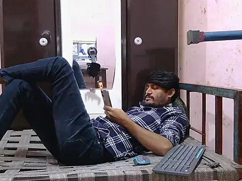 HotXKrish's cam snapshot