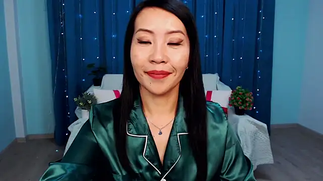 LiaPak's cam snapshot