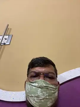 kunwarahuji's cam snapshot