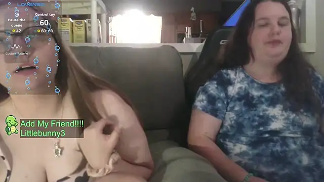 TurtleLady420's cam snapshot