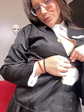 Mommasaurrex's cam snapshot