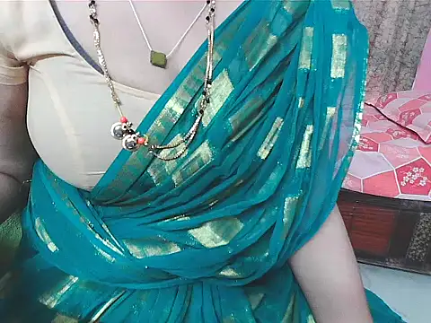 sunitha-3's cam snapshot