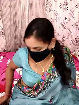 Lalitha-1995's cam snapshot