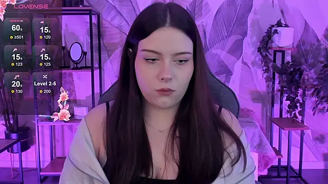 CoralineKeyns's cam snapshot