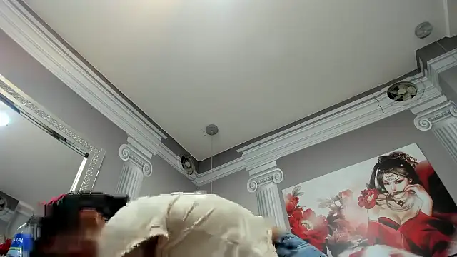 naughty_milf4u_'s cam snapshot