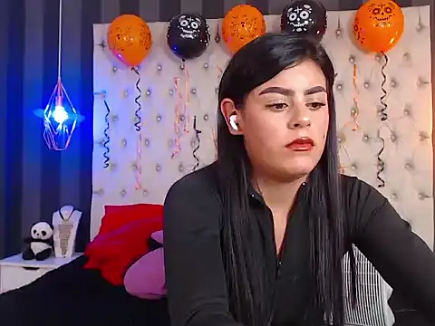 Camile_Petite's cam snapshot