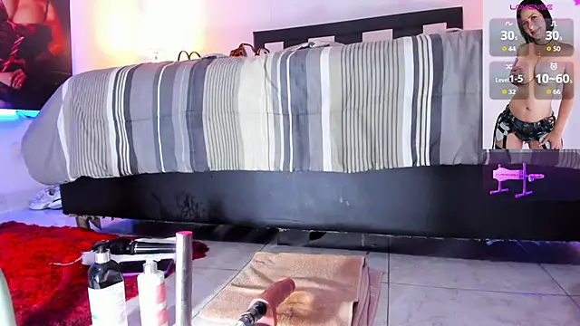 EmperatrizMilf's cam snapshot