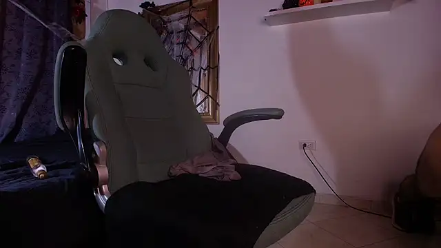 mister_miike's cam snapshot