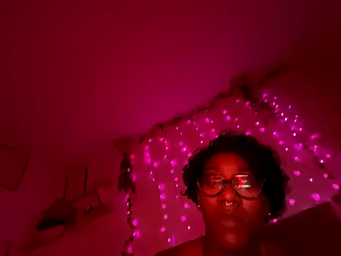 VixenCapri's cam snapshot